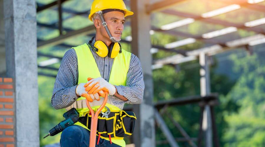 Expert Emergency Roof Repairs services in East Islip, NY